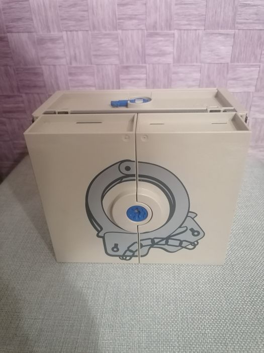 Prisão playmobil, fecha se como uma caixa