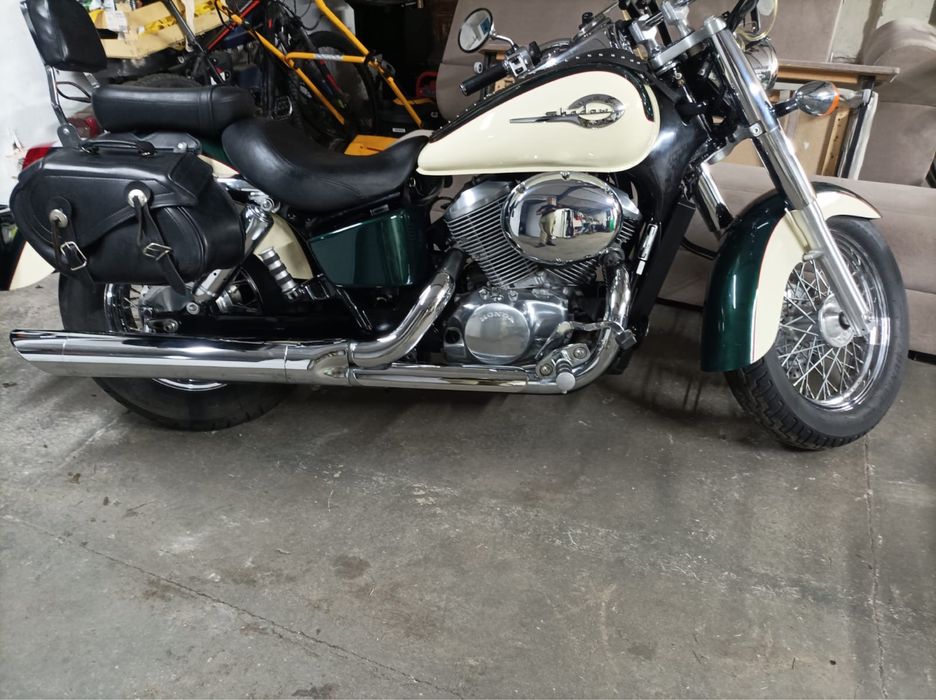 Honda shadow 750
