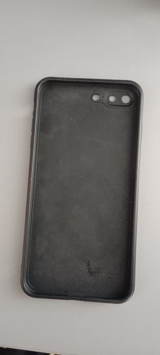 Чохли на iPhone нові та б/у.