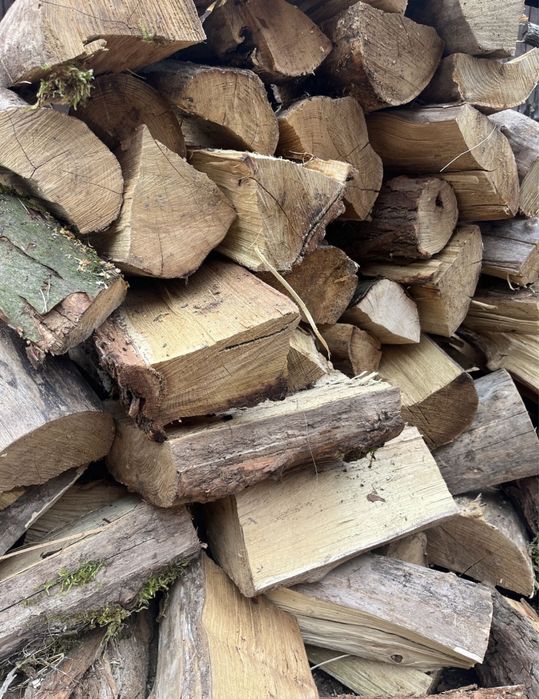 Układane drzewo drewno kominkowe SOSNA i AKACJA. Dowóz GRATIS!!!