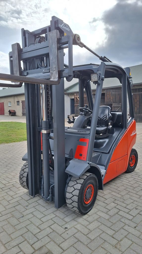 Linde H25 wolny skok przesuw boczny wózek widłowy widlak toyota