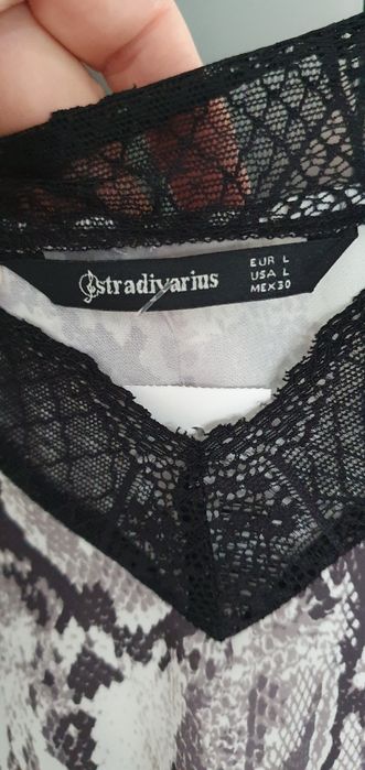 Bluzka na ramiaczkach Stradivarius nowa L