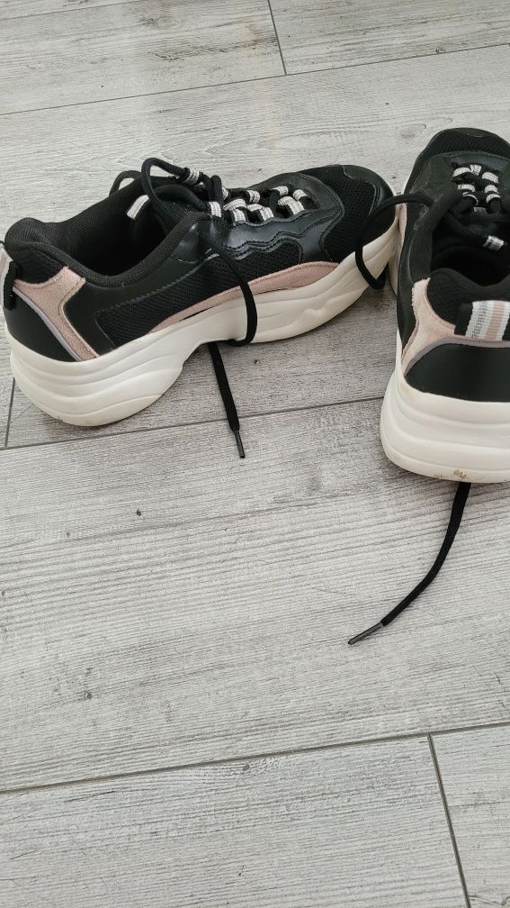 Buty sportowe damskie sneakersy R. 37