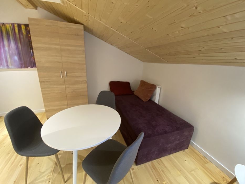 Апартаменти всі номера з кондиціонером, нові після ремонту, з кухнею.