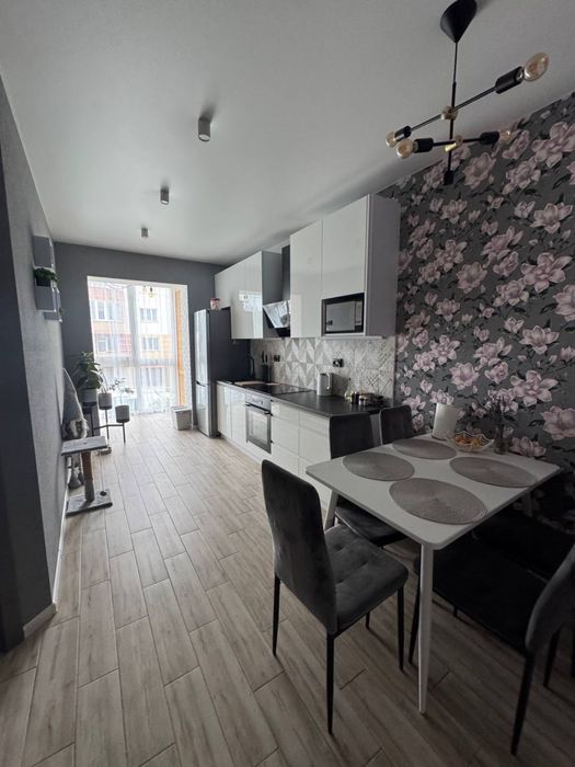 Продам власну двохкімнатну квартиру