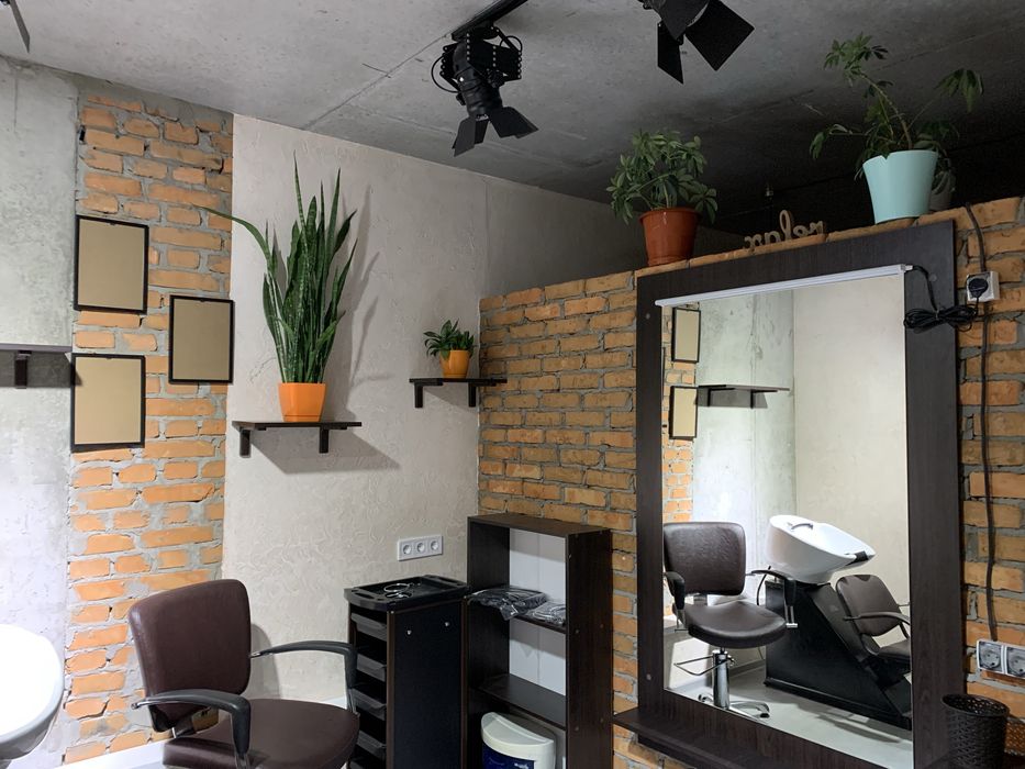 Продам Перукарське обладнання. Мийка, Крісло, Дзеркало та ін.