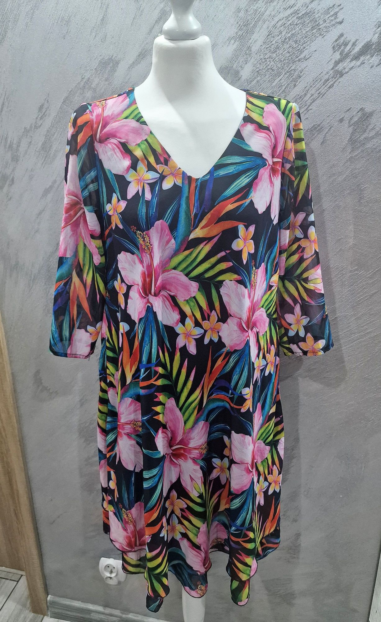 Kolorowa sukienka 40 38 kwiaty wiosna NOWA