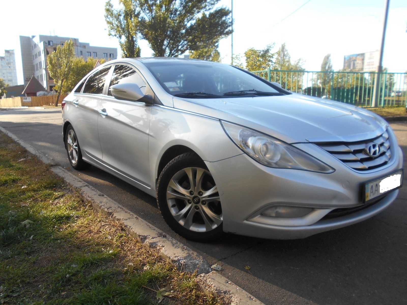 Hyundai Sonata OFFICIAL 2011