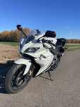 Yamaha yzf-r 125. 2011r Biała