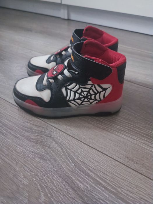 Buty chłopięce świecące Spiderman r 29