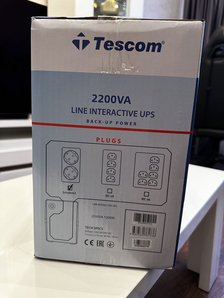 UPS Tescom 1200W, бесперебойник