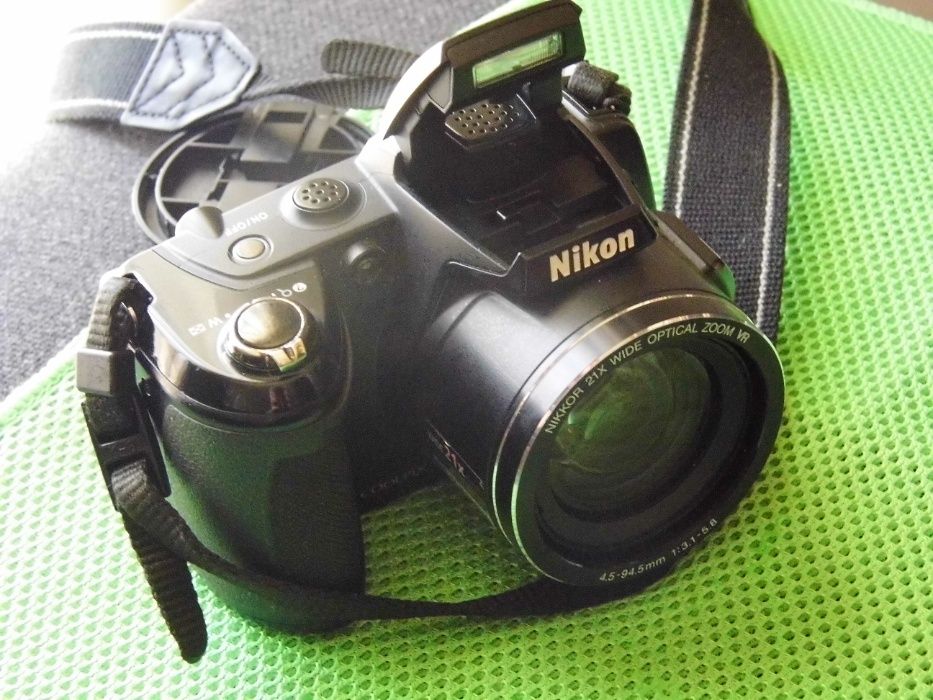 Máquina fotográfica Nikon