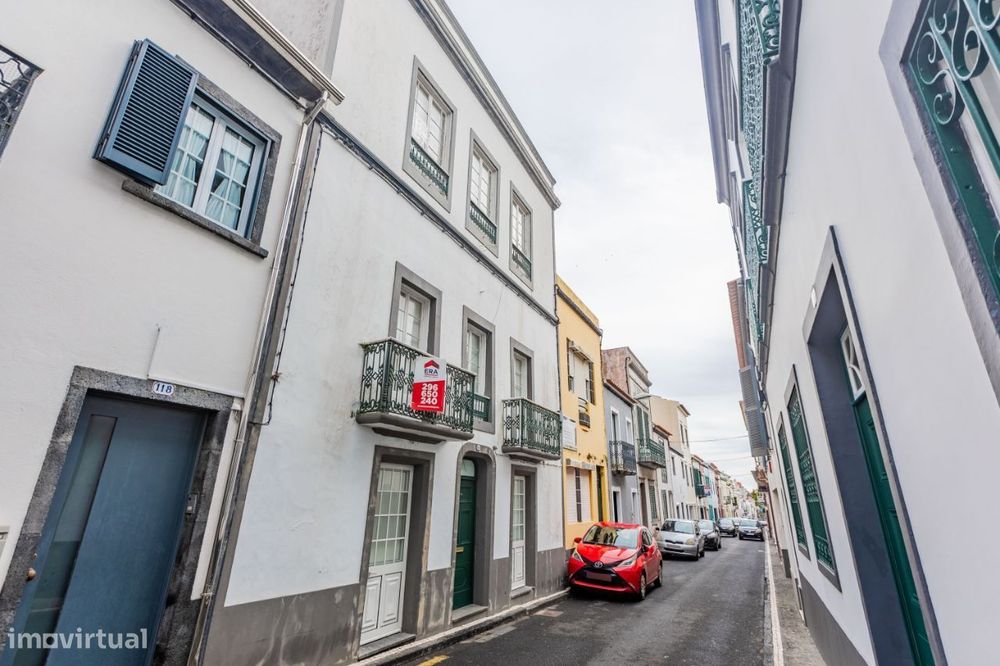 Moradia Geminada 4 quartos em São Pedro