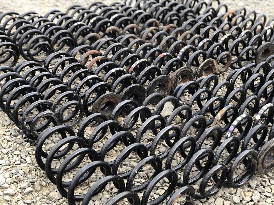 Задние пружини Passat B6 задні пружини Пассат Б6 седан універсал