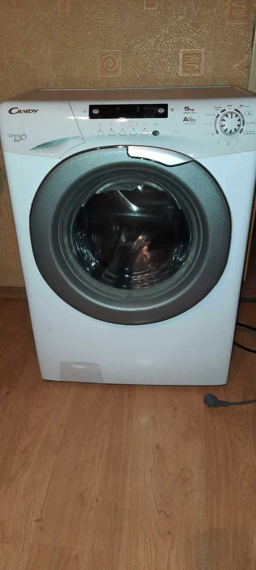 Silnik pralki i inne części pralki Candy Evo3 1253D