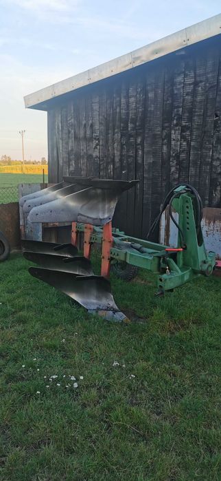 Pług obrotowy 3 skibowy