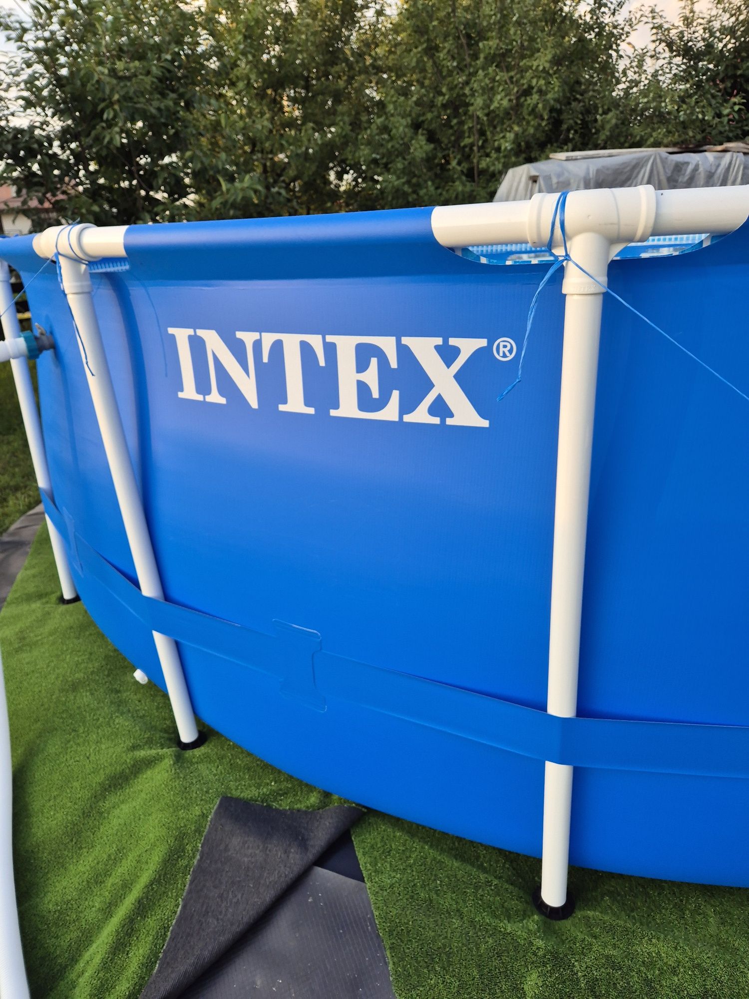 Drabinka do basenów  Intex/ Bestway oraz gratis
