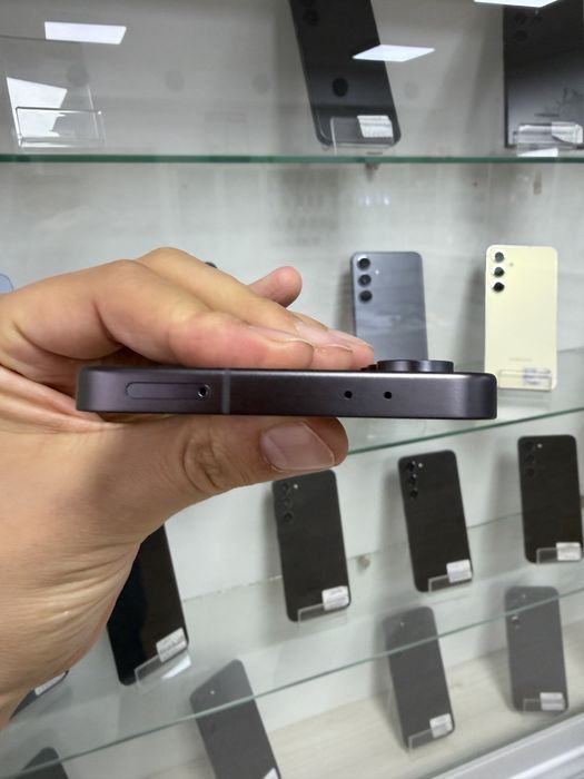 Samsung s24 FE 8/128. В ідеальному стані