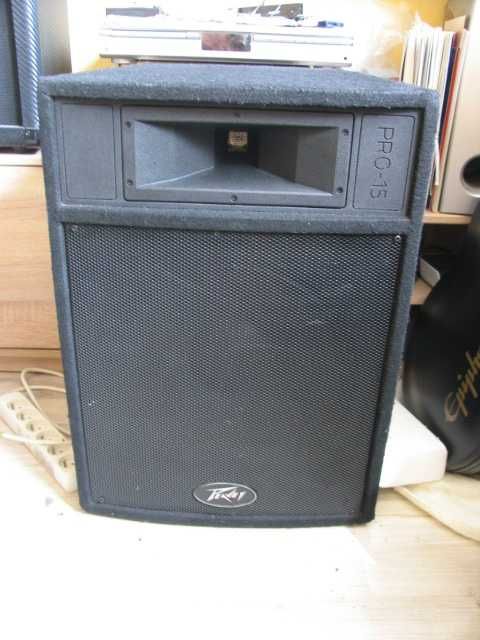 Kolumny estradowe Peavey PRO-15 , 15 cali bas ,600W-program, 300W RMS