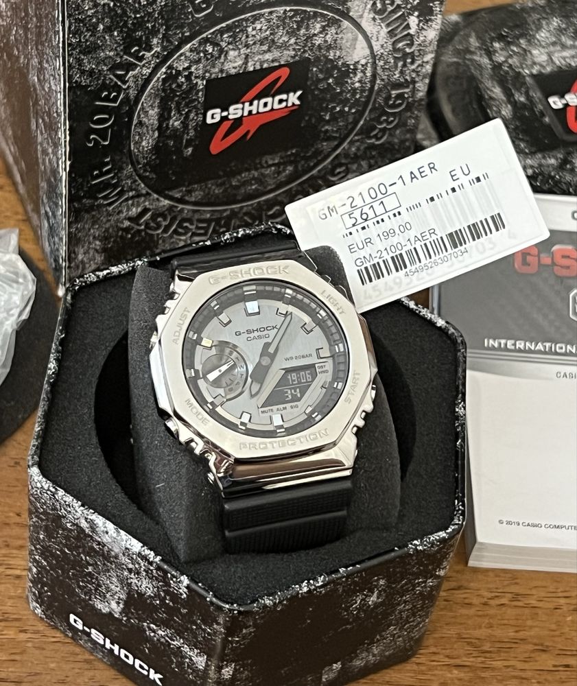 Годинник CASIO G-Shock GM-2100-1AER Оригінал