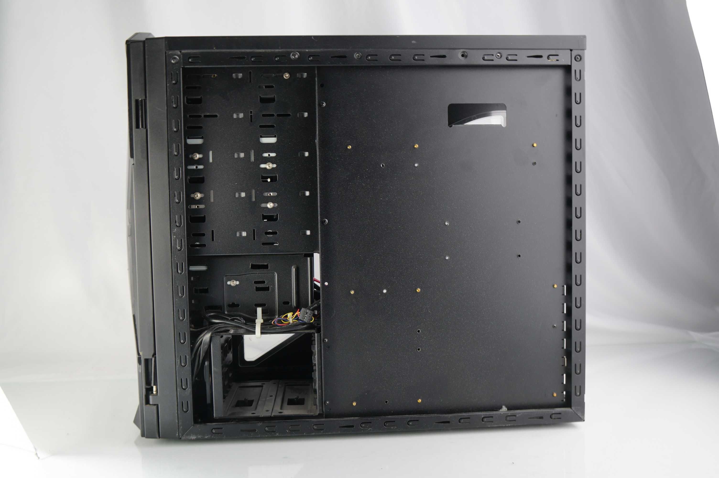 Obudowa komputerowa NZXT Guardian 921 standard ATX