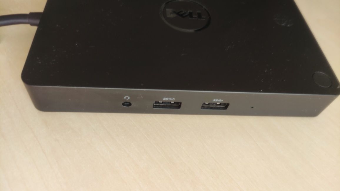 Stacja dokująca Dell WD15 (dodatkowe gniazda, dwa monitory)