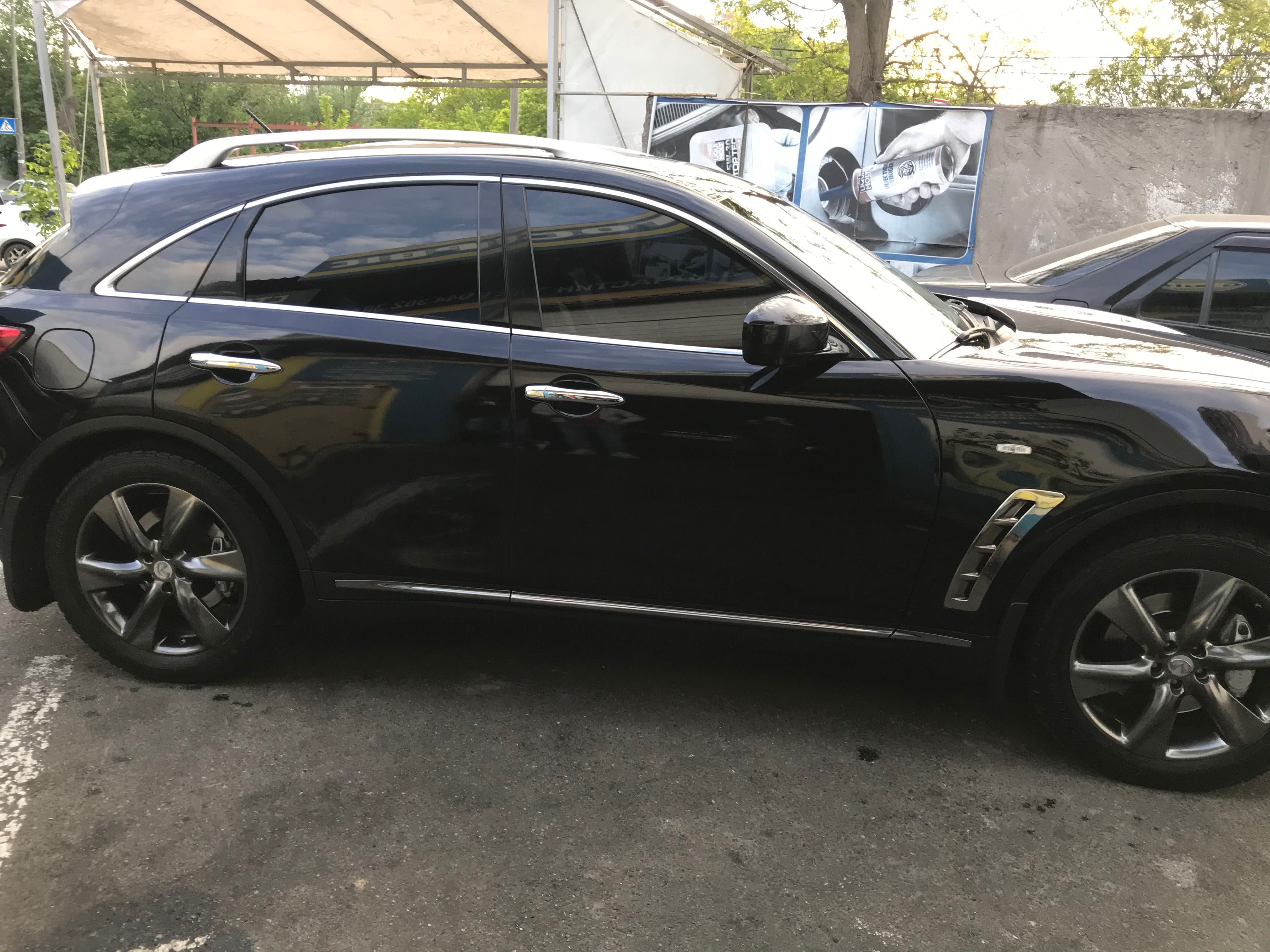 Продам Infiniti FX 30d