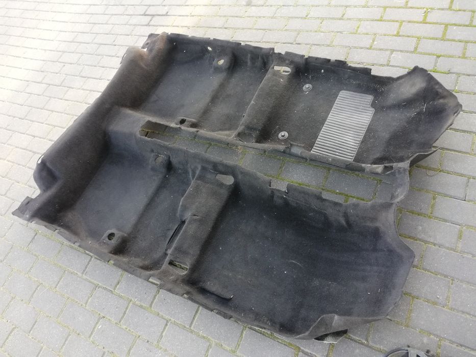 Dywan wykładzina wnętrza podłoga Ford Fiesta Mk7 VII 08-17r