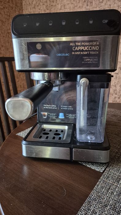 Кофеварка Cecotec ccino 20 Touch (на запчасти)