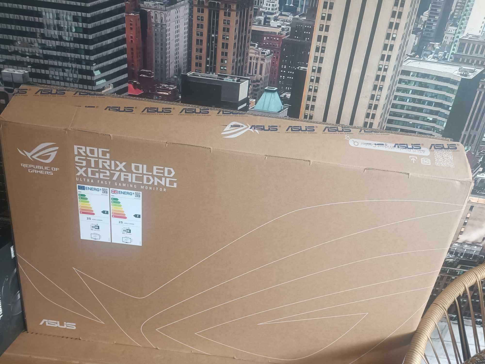 Monitor  rog strix xg27acdng OLED 360hz