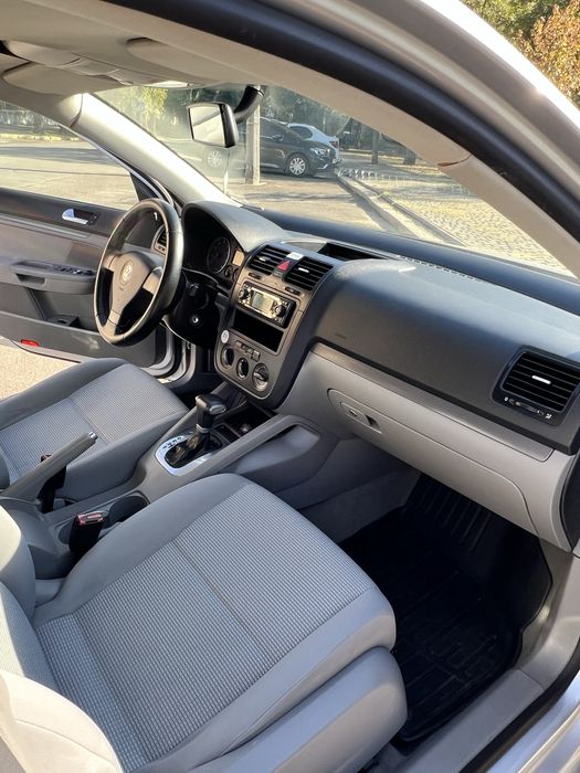 Volkswagen Jetta 2006