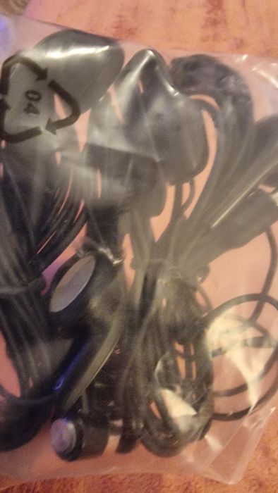 Auriculares com Fio SAMSUNG, NOKIA, LG, Novos por estrear