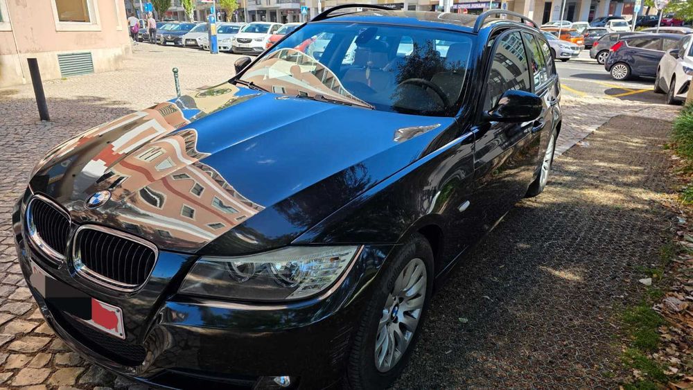 BMW 320I Touring 2009 Petrol