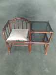 Cadeira em bambu com mesa acoplada
