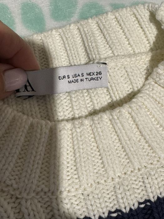 Свитер zara.   .