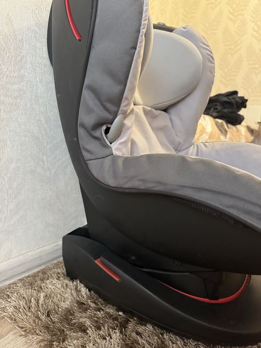 Продам автокрісло