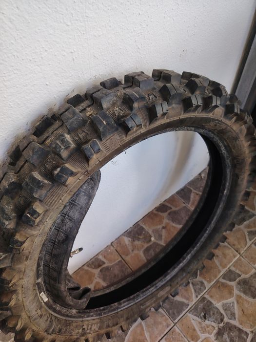 Pneus Michelin 19/jante/câmara de ar