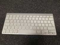 Bezprzewodowa klawiatura Bluetoth APPLE A1314 JAK NOWA qwerty US
