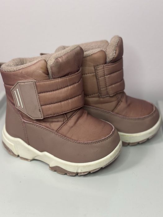 Зимові черевики Sinsay рожеві