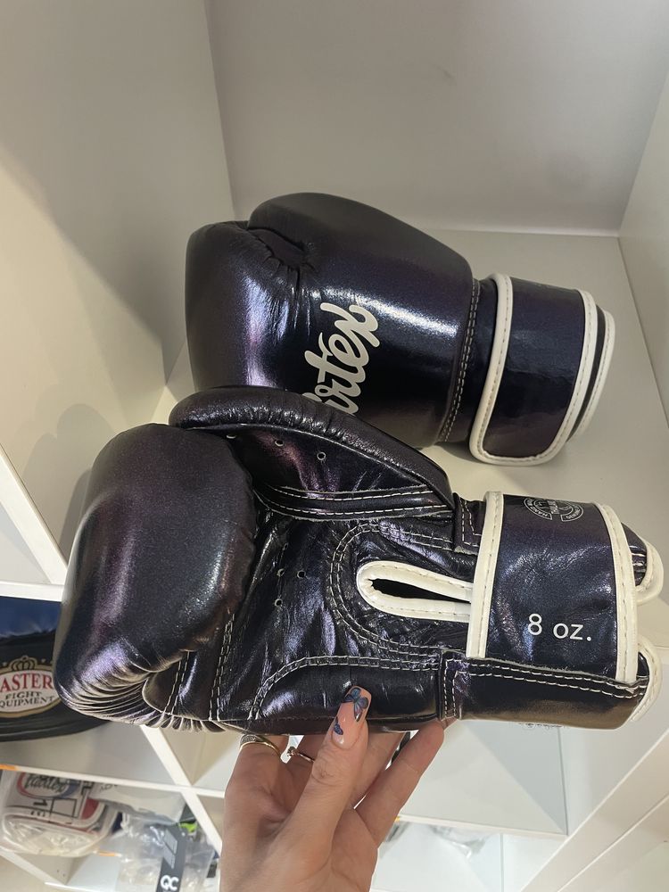 Rękawice bokserskie Fairtex połyskujące