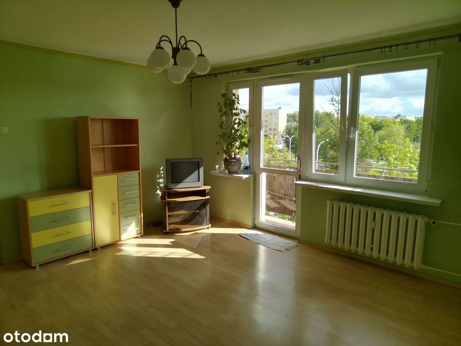 Wynajmę studentom mieszkanie trzypokojowe 72m2