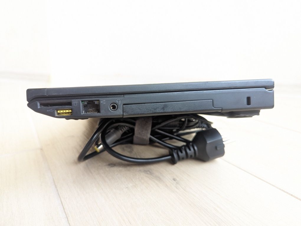 Lenovo Thinkpad x230 i5-3210m