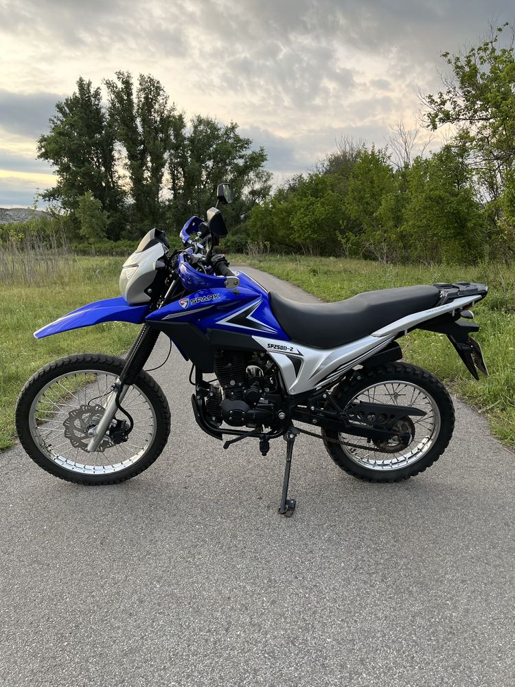 Продам мотоцикл SPARK SP250D2