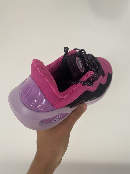 Under Armor Curry Flow 11 “Girl Dad”