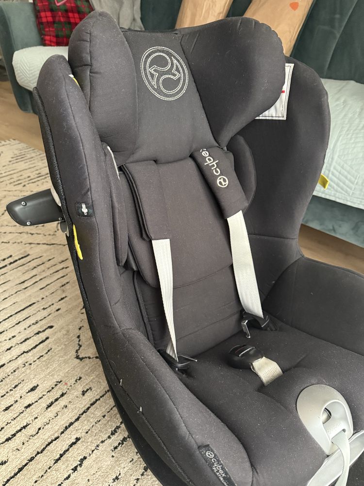Fotelik Cybex  Sirona z 2 czarny