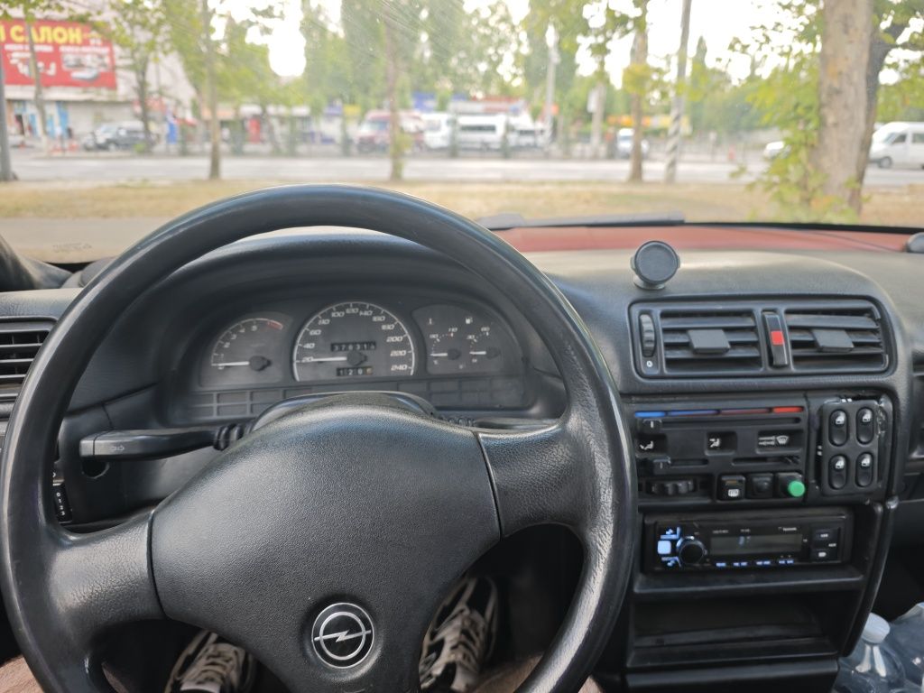 Opel vectra газ/бензин