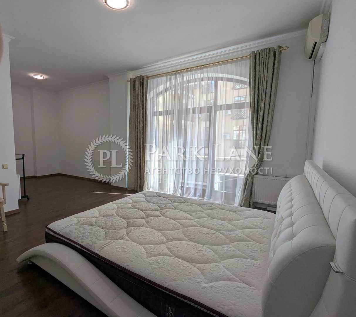 5-к квартира в центрі 188м. Пирогова, Університет, Золоті Ворота.