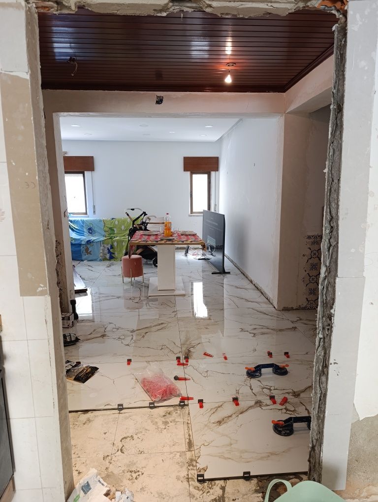 OBRAS DE REMODELAÇAO.Realizamos todo o tipo de trabalhos de construção