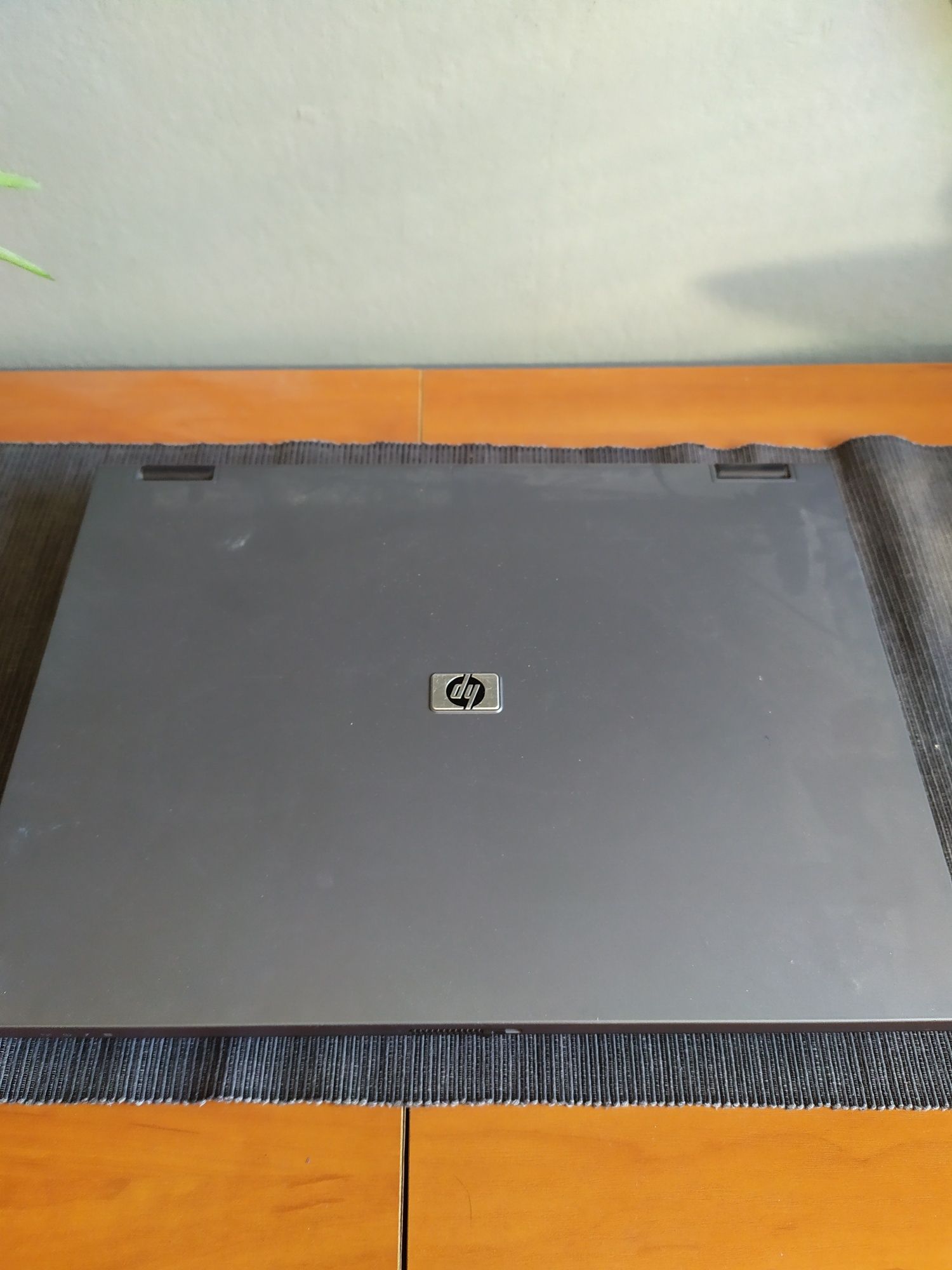 Laptop HP compaq 6715b AMD turion