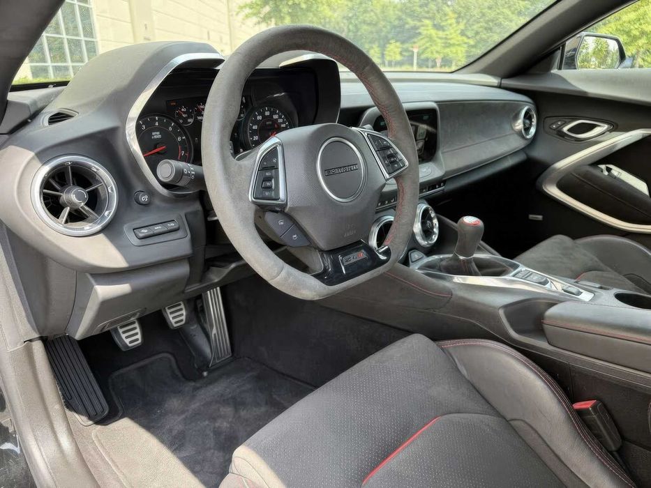 Chevrolet Camaro ZL1 Coupe      2018